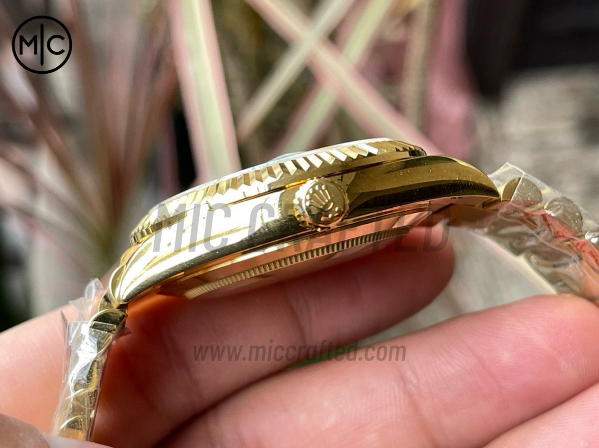 DayDate 40mm 228238 Green Ombre Roman Dial on President Bracelet – Premium Edition