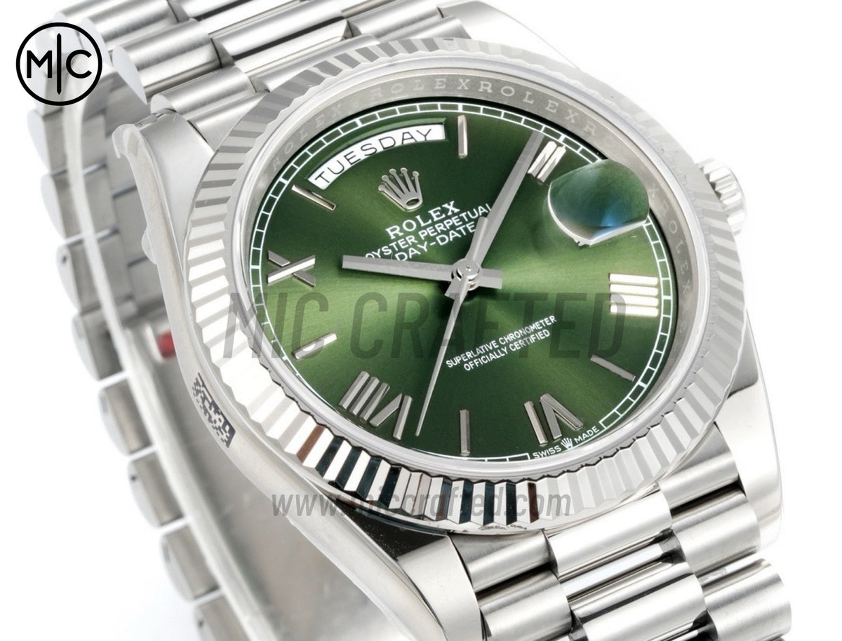 Day-Date 40mm 228236 綠色羅馬數字錶盤，搭配總統型鍊帶 - 尊貴版