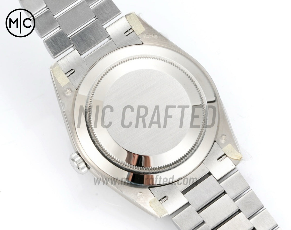 Day-Date 40mm 228236 綠色羅馬數字錶盤，搭配總統型鍊帶 - 尊貴版