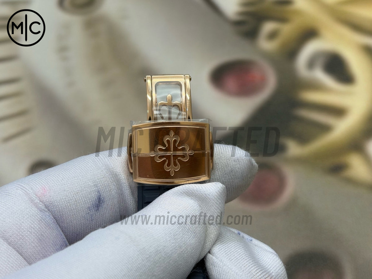 Aquanaut 5261 RG 藍色錶盤搭配藍色橡膠錶帶 - 高級版