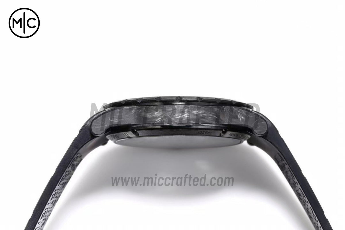 Roger Dubuis Excalibur Spider DBEX0577 碳纖維飛行陀飛輪 白色碳纖維/RU 黑色 - 高級版