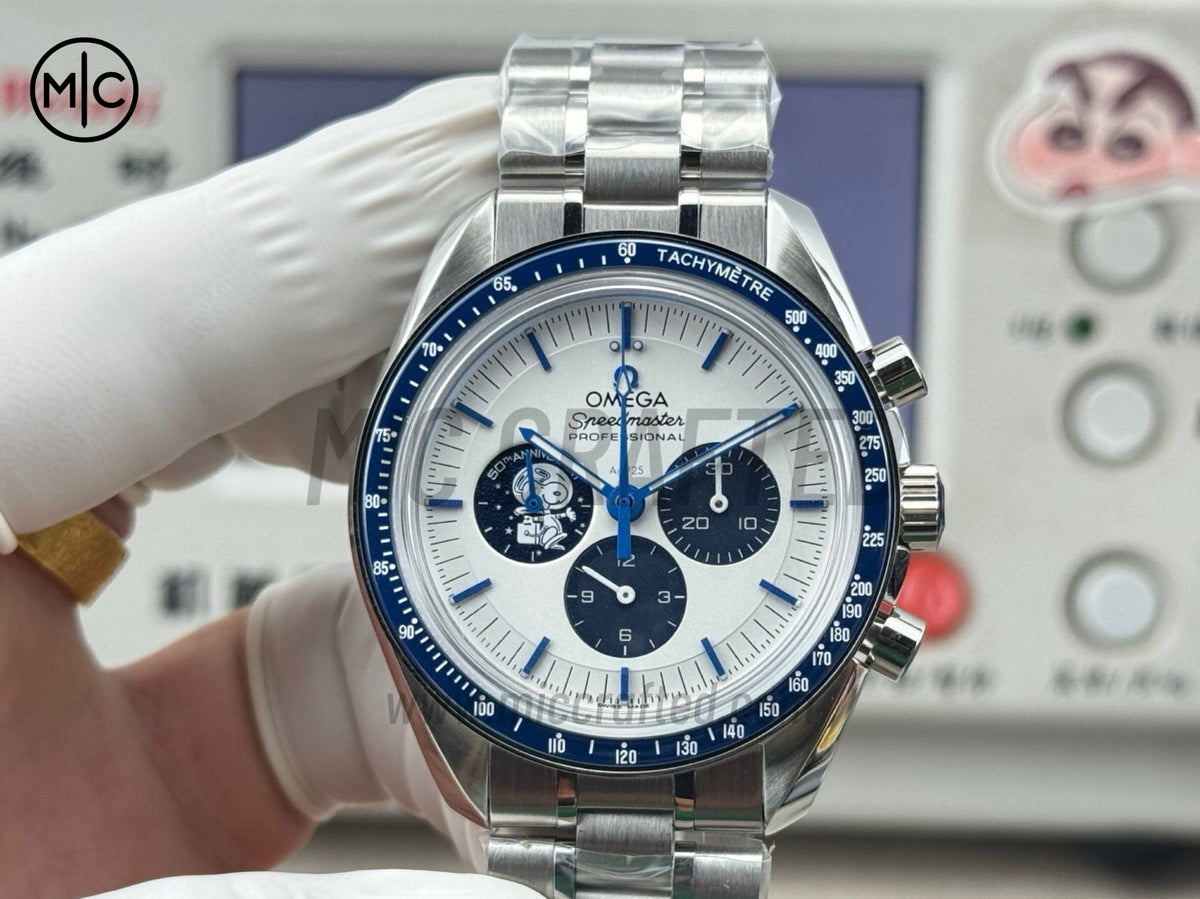 Speedmaster Professional 42mm “Silver Snoopy Award” 50th Anniversary on SS Bracelet – Premium Edition