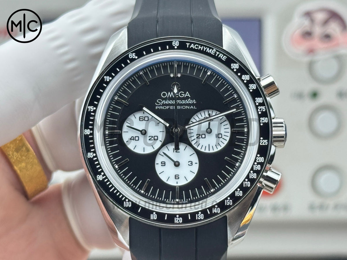 Speedmaster Professional 42mm Black Dial on Black Rubber Strap – Premium Edition