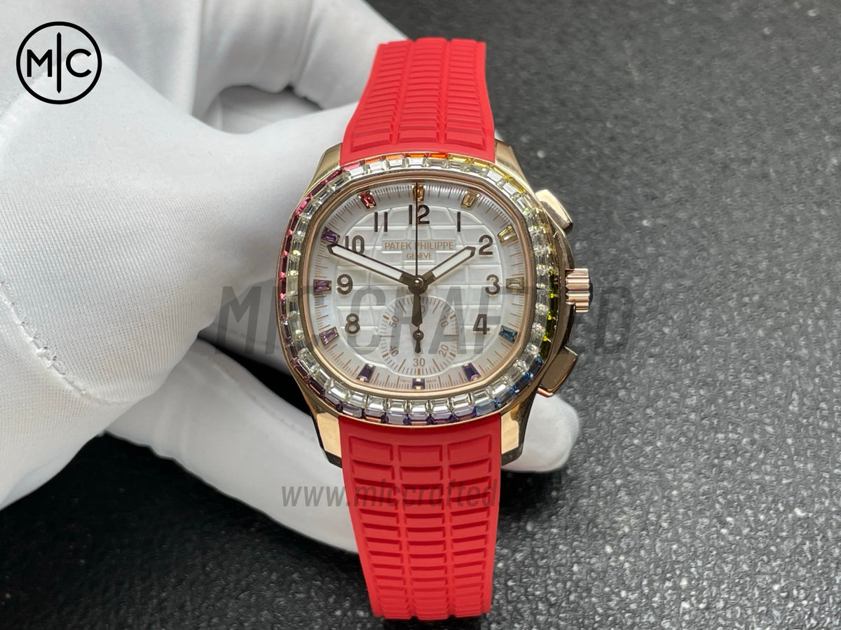 Aquanaut 7968/300R-001 39.9mm 白色錶盤配紅色橡膠錶帶 - 高級版