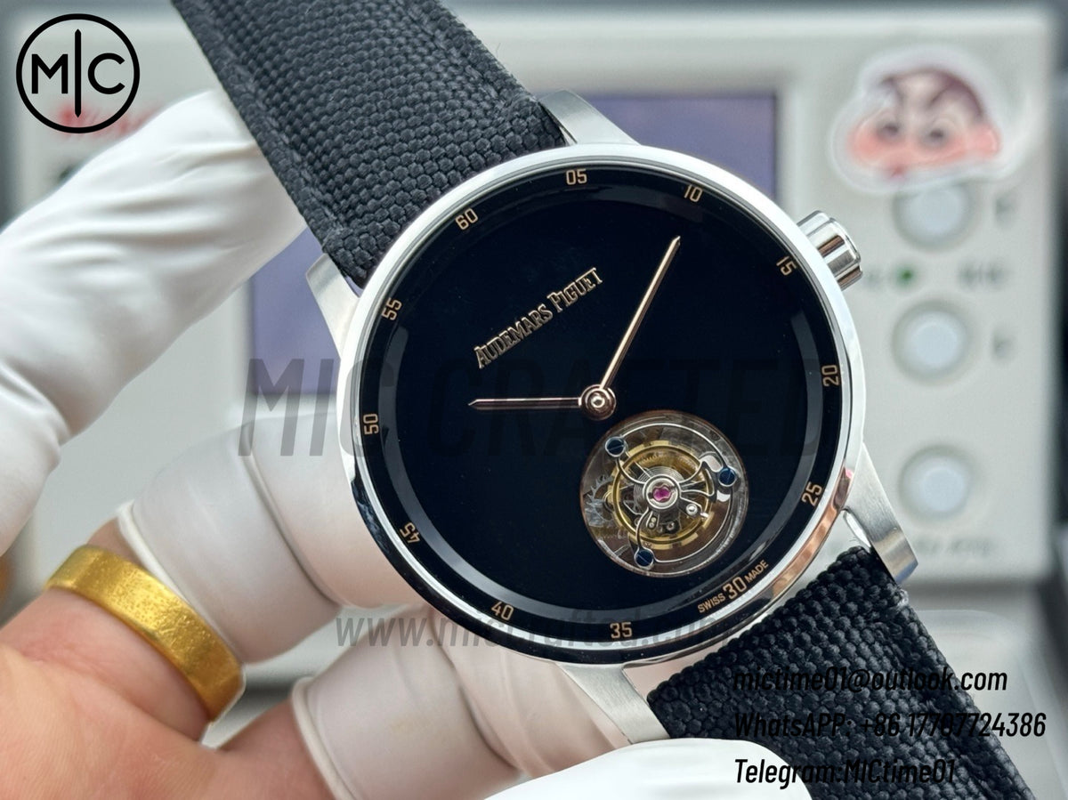 Code 11.59 26396NB 41mm 陀飛輪 SS 黑色錶盤 黑色尼龍錶帶 – 尊貴版