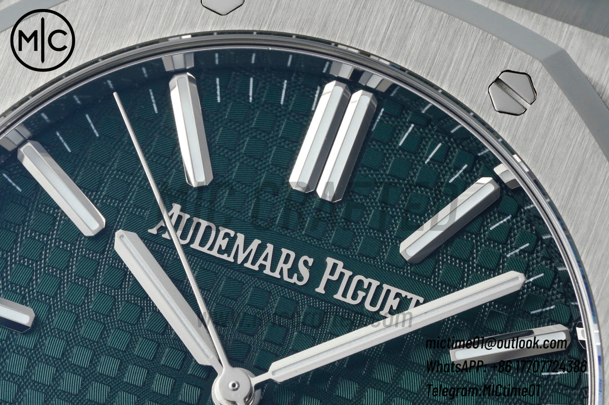Royal Oak 41mm 15510 SS Green Dial on SS Bracelet – Premium Edition