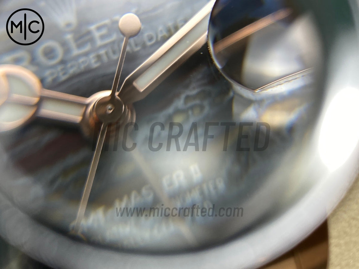 GMT-Master II 126715 CHNR 904L 虎眼石錶盤配 RG 錶鏈 - 尊享版