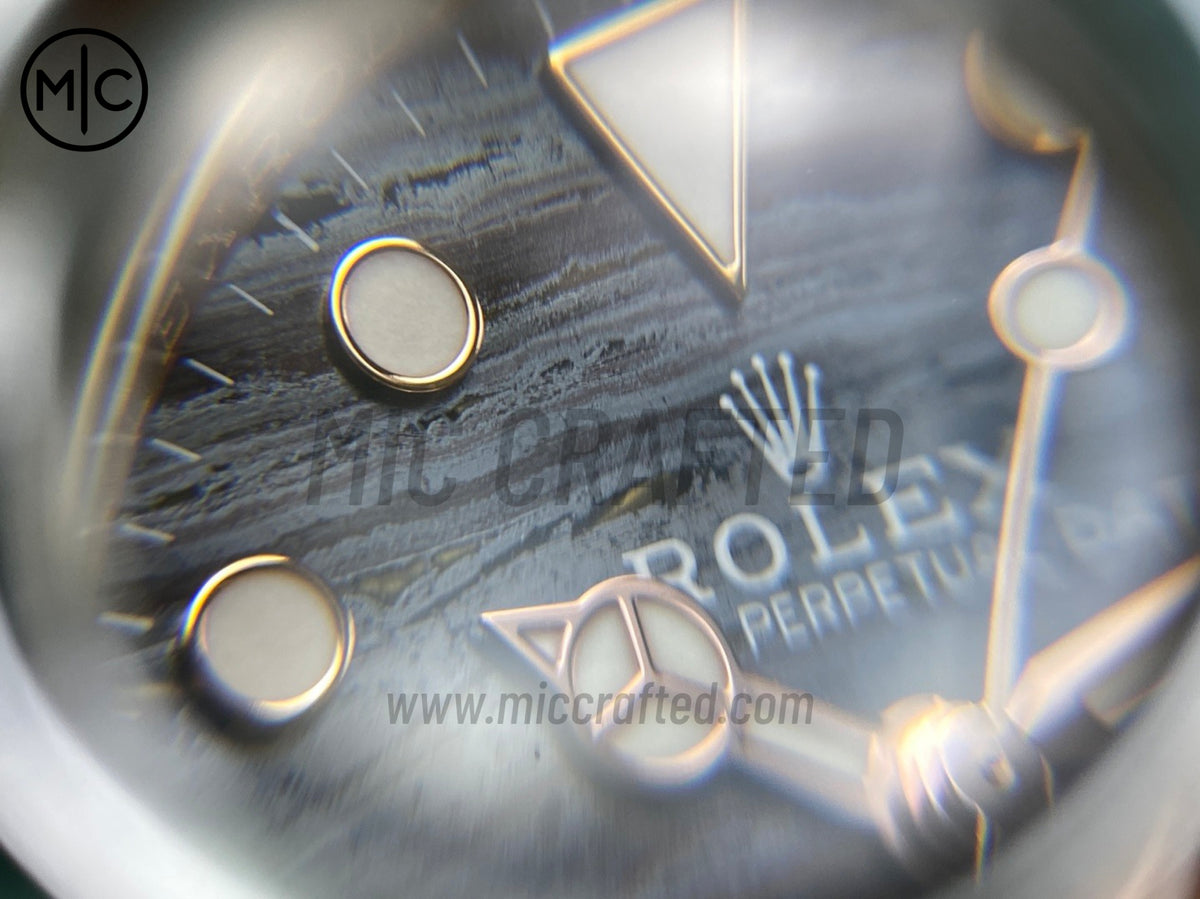 GMT-Master II 126715 CHNR 904L 虎眼石錶盤配 RG 錶鏈 - 尊享版