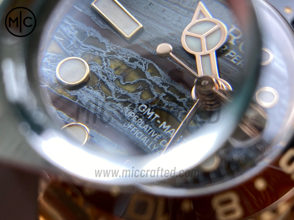 GMT-Master II 126715 CHNR 904L 虎眼石錶盤配 RG 錶鏈 - 尊享版