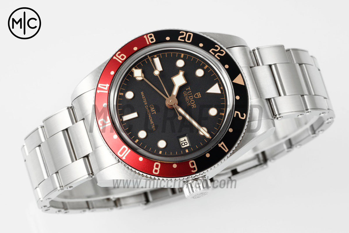Black Bay 58 GMT 39mm Black/Red SS Black Dial on Rivet Bracelet – Premium Edition