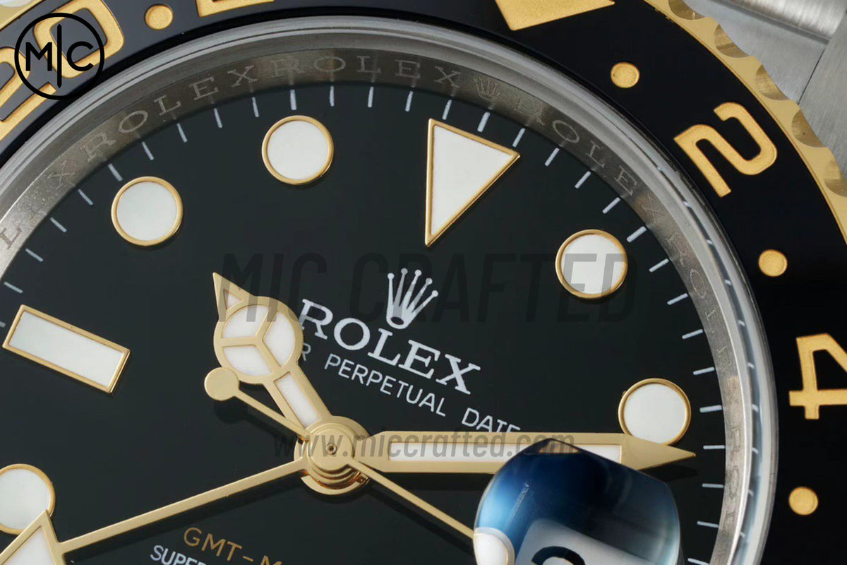 GMT Master II 126713 GRNR 黑色錶盤，搭配蠔式五珠錶帶 - 高級版