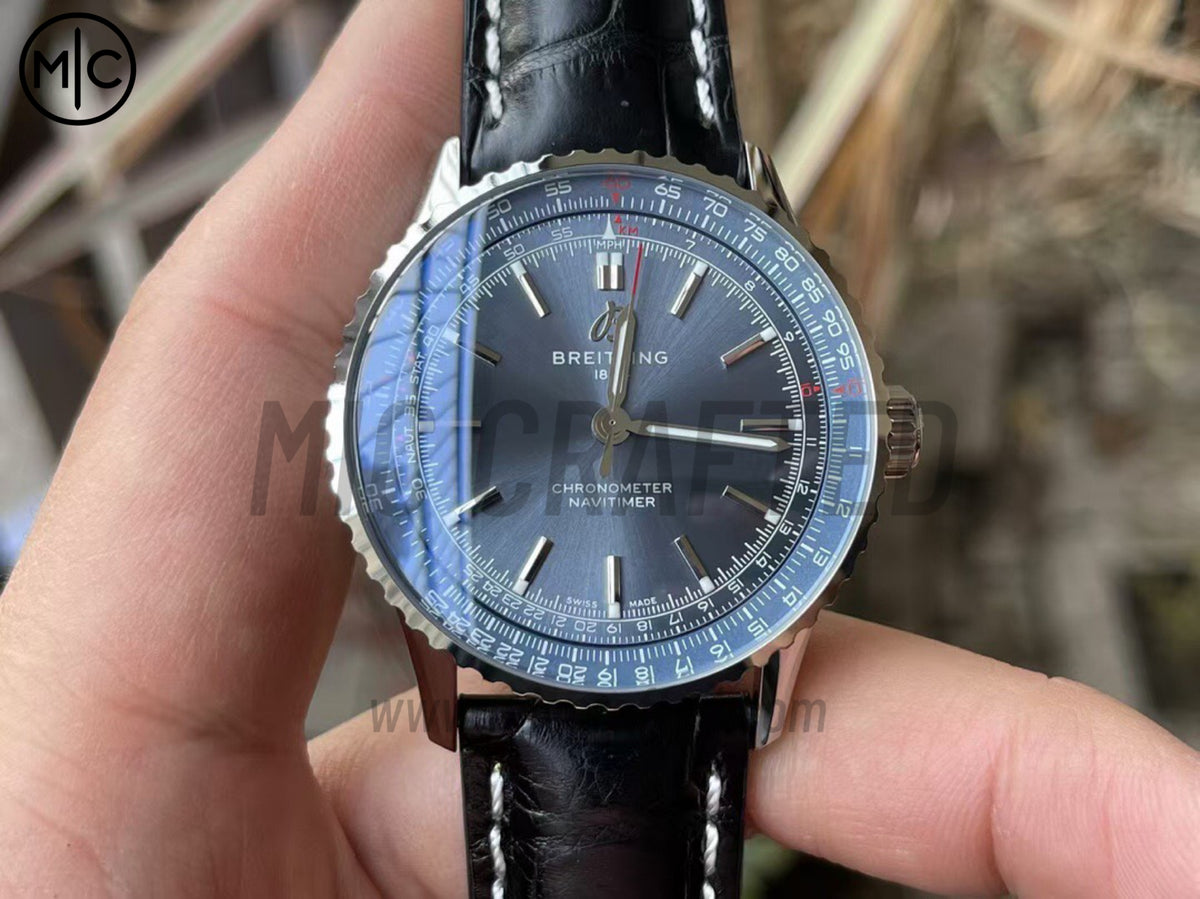 Navitimer Automatic 41mm SS 藍色錶盤配黑色皮革錶帶 – Premium Edition