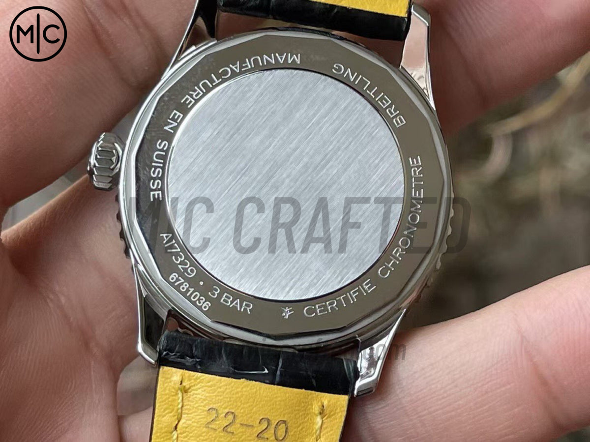 Navitimer Automatic 41mm SS 藍色錶盤配黑色皮革錶帶 – Premium Edition