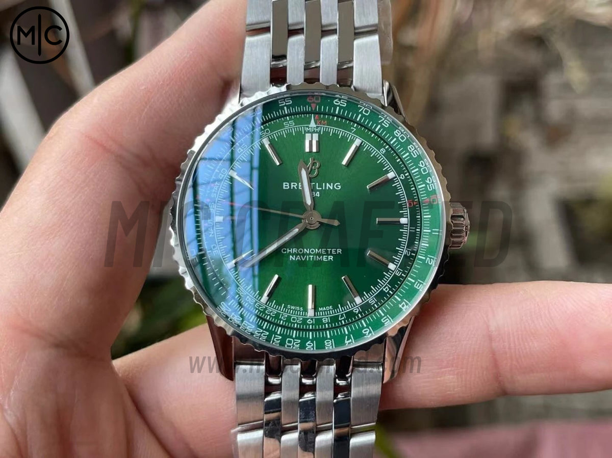 Navitimer Automatic 41mm SS 綠色錶盤配 SS 錶鏈 – Premium Edition
