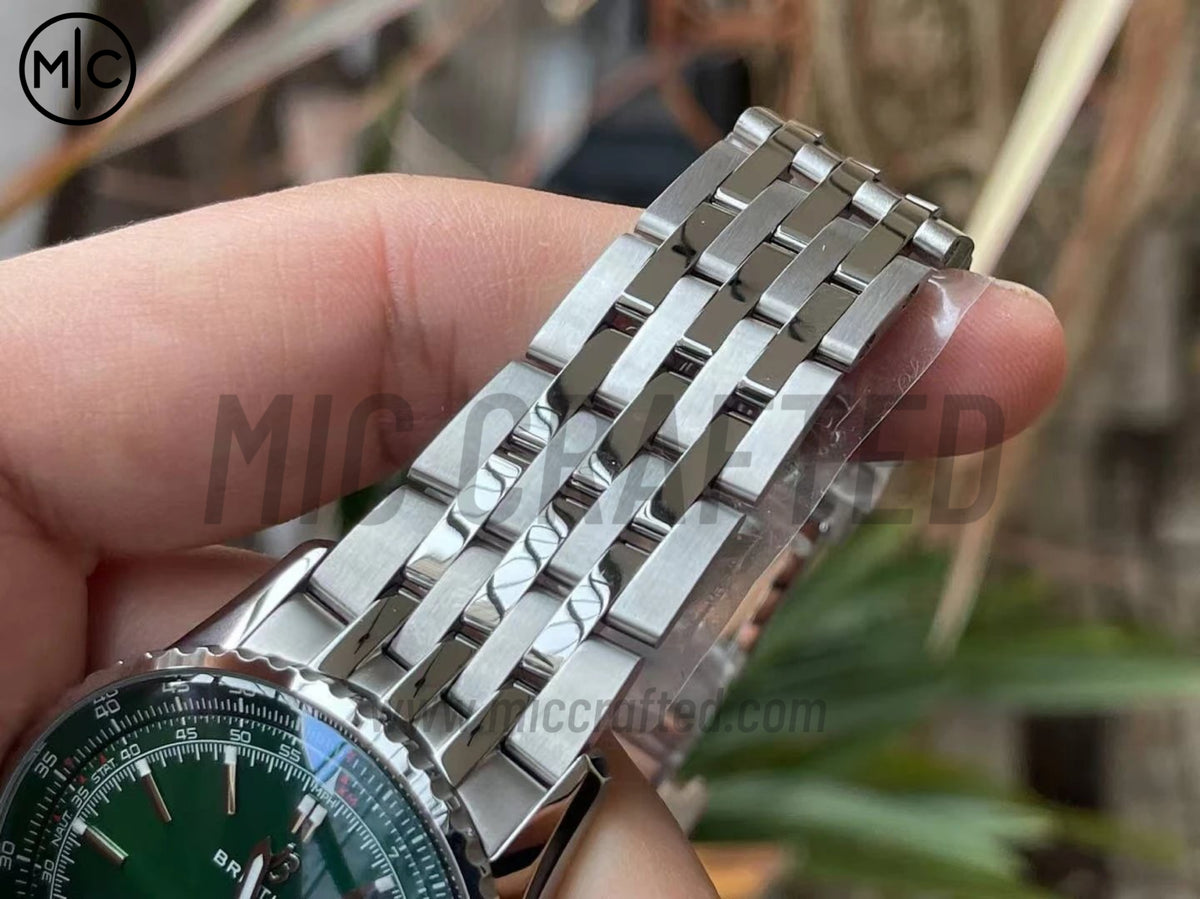Navitimer Automatic 41mm SS 綠色錶盤配 SS 錶鏈 – Premium Edition