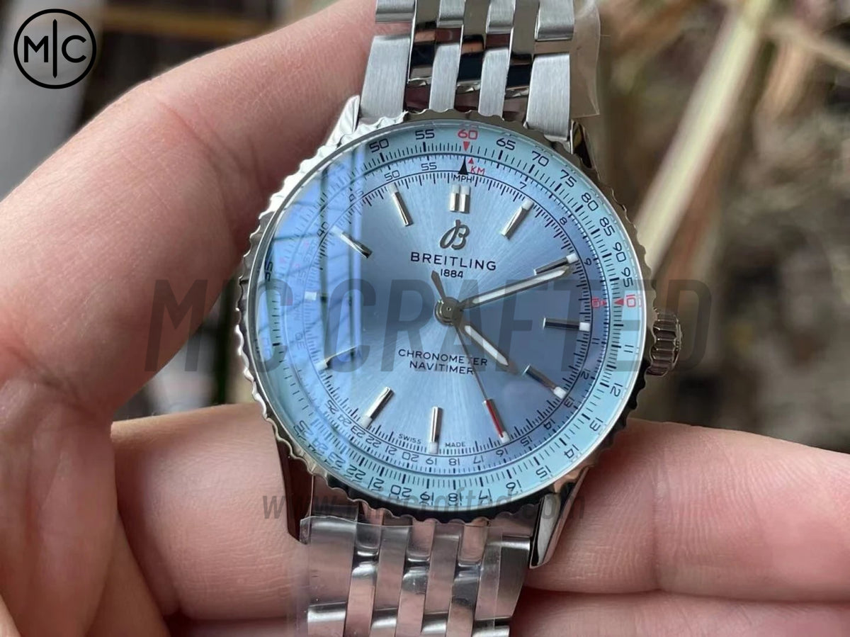 Navitimer Automatic 41mm SS 冰藍色錶盤配 SS 錶鏈 – Premium Edition