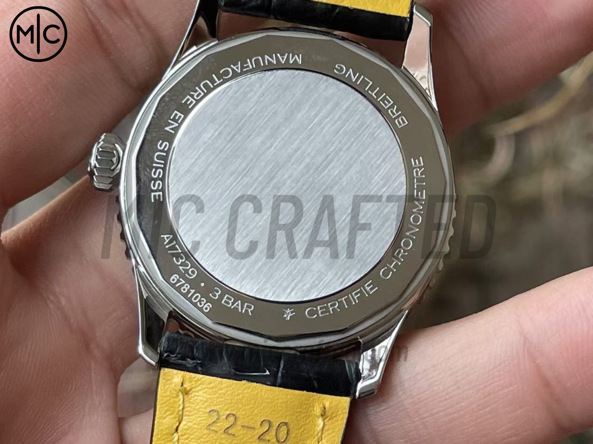 Navitimer Automatic 41mm SS 綠色錶盤配黑色皮革錶帶 – Premium Edition