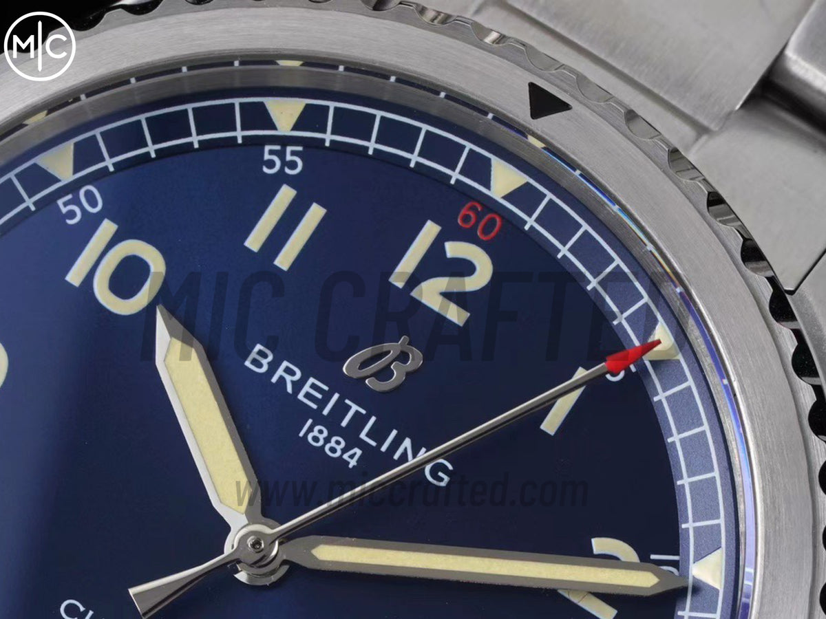 Aviator 8 41mm 藍色錶面搭配不鏽鋼錶鏈 - 尊貴版