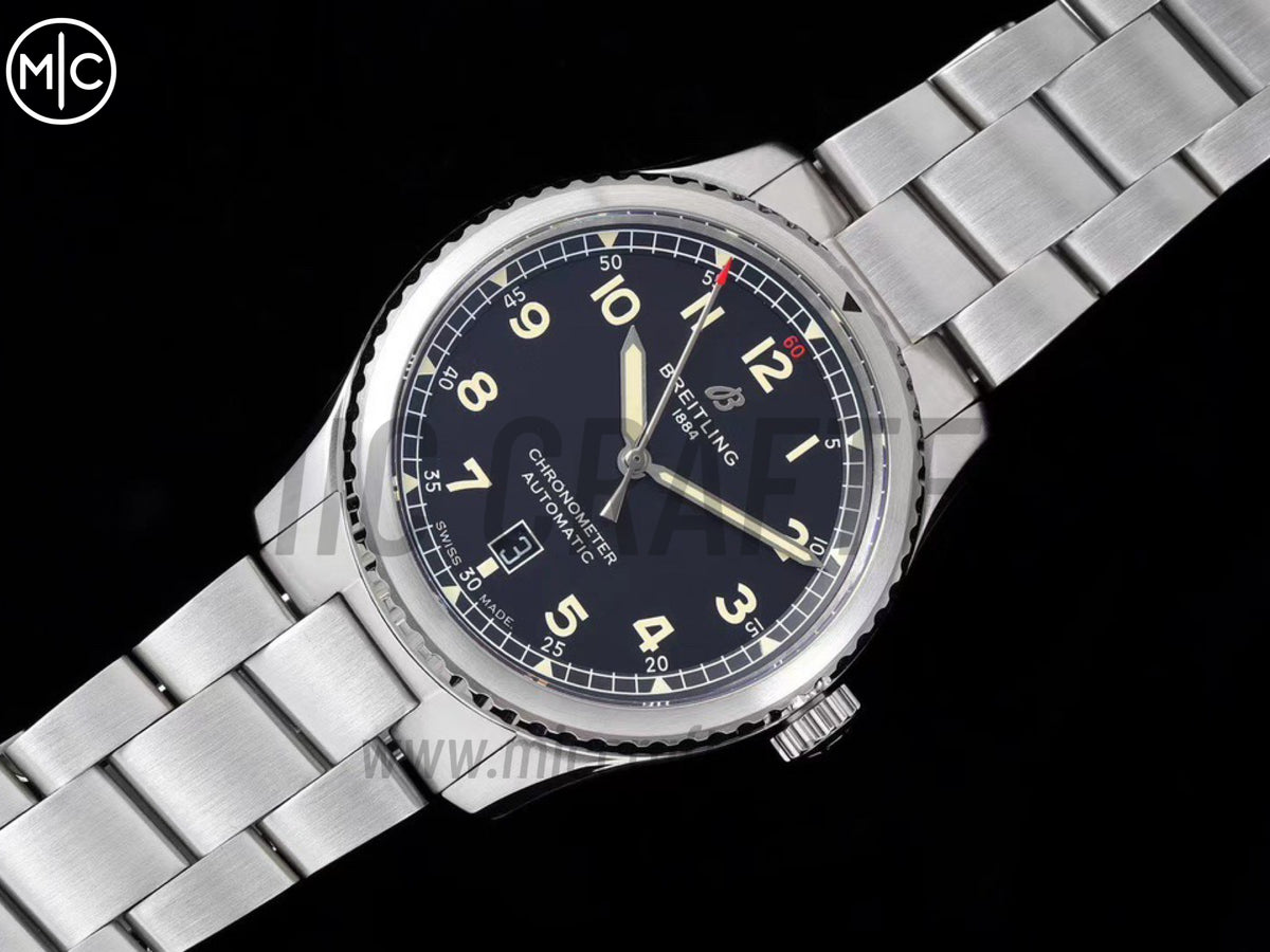 Aviator 8 41mm 黑色錶面搭配不鏽鋼錶鏈 - 尊貴版