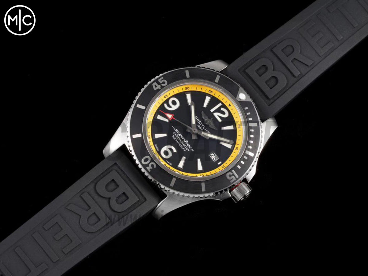 Superocean Automatic 44mm 不鏽鋼黑黃雙色錶面、黑色錶圈搭配黑色橡膠錶帶 - 尊貴版