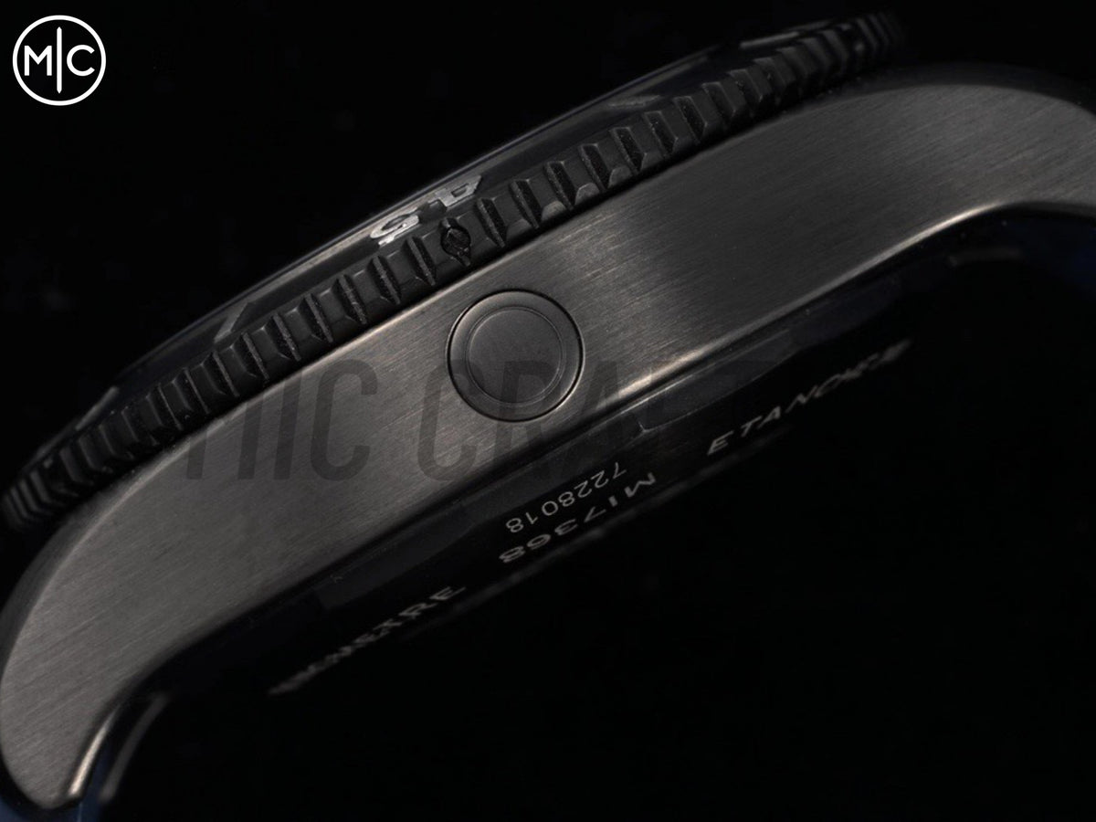 Superocean Automatic 46mm PVD 藍色錶面、黑色錶圈搭配藍色橡膠錶帶 - 尊貴版