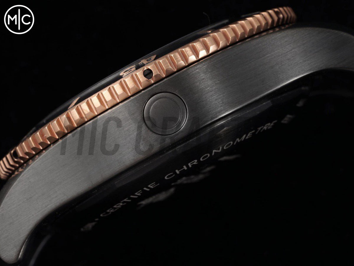 Superocean Automatic 46mm PVD 黑色錶面、玫瑰金錶圈搭配黑色橡膠錶帶 - 尊貴版