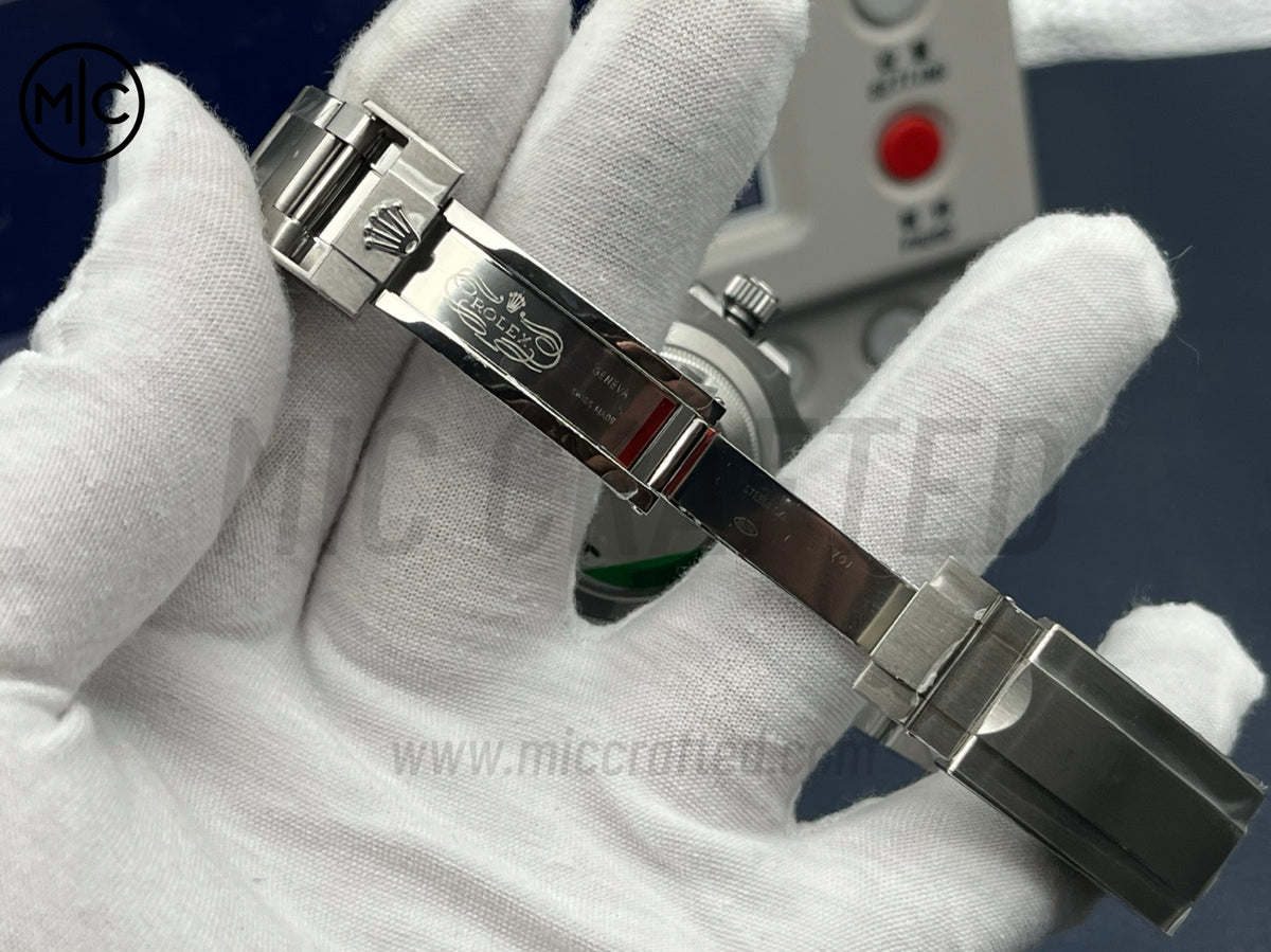 Submariner 40mm 116610 LV Green Ceramic 904L Steel on SS Bracelet – Premium Edition