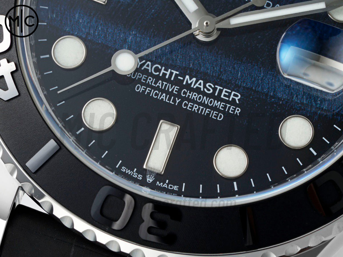Yacht-Master 遊艇名仕型 42mm 226659 陶瓷錶圈獵鷹之眼錶盤，配 Oysterflex 錶帶 - 高級版