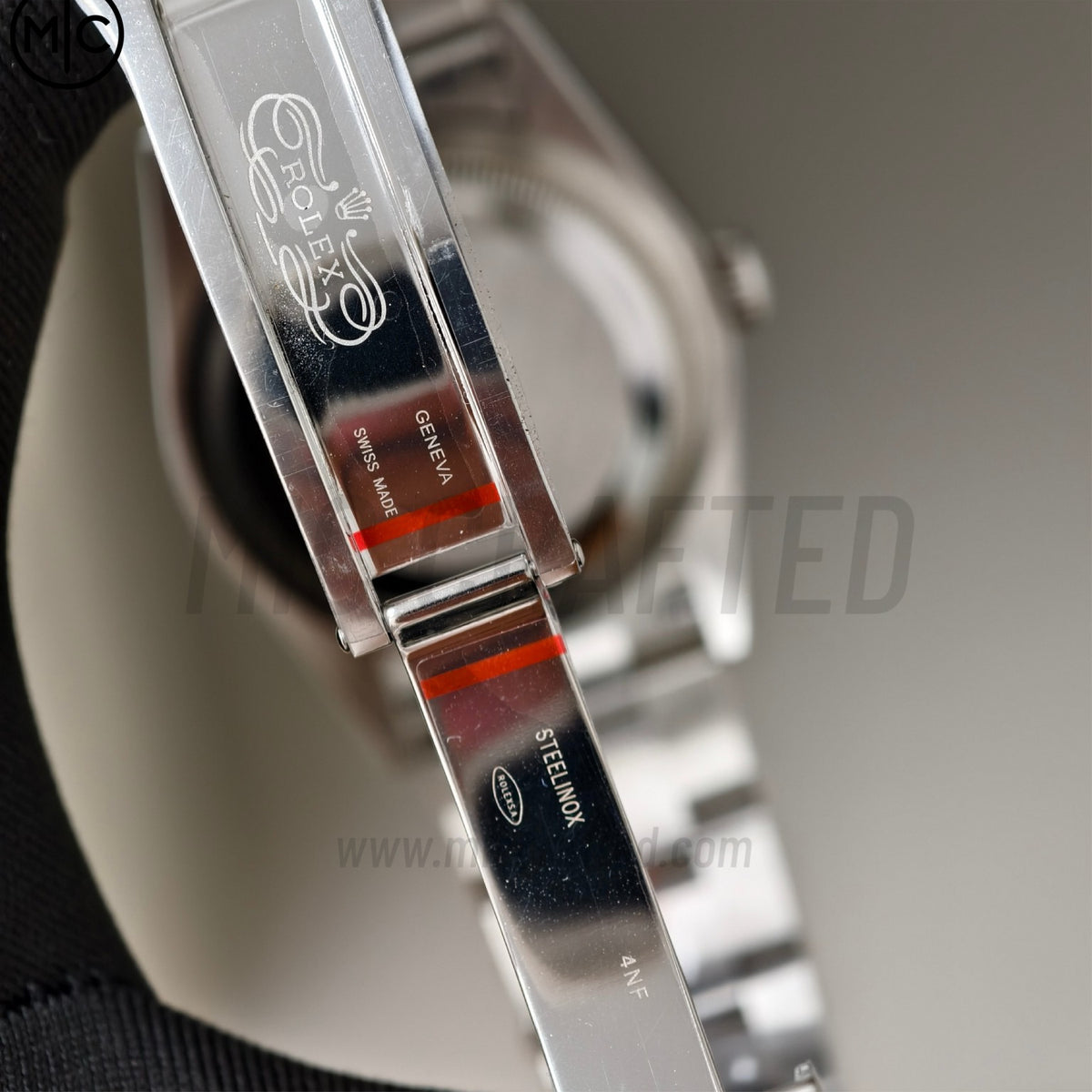Oyster Perpetual 126000 36毫米 904L 精鋼 2025 米色錶盤 - 高級版