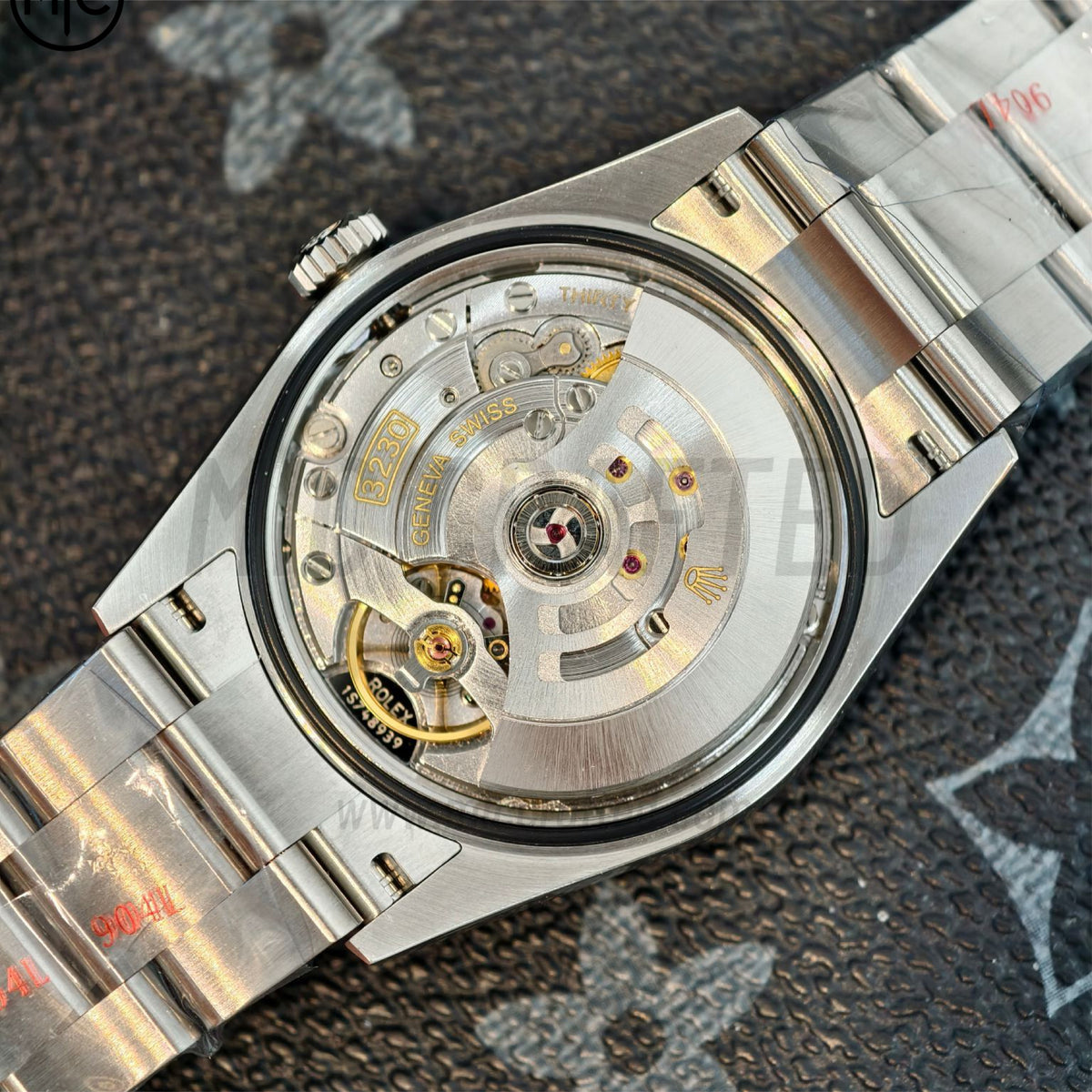Oyster Perpetual 126000 36毫米 904L 精鋼 2025 薰衣草紫色錶盤 - 高級版