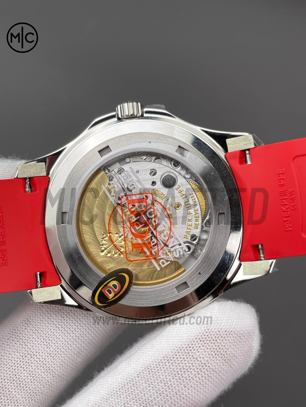 Aquanaut 5167 SS 新加坡黑色錶盤配紅色橡膠錶帶 - 高級版