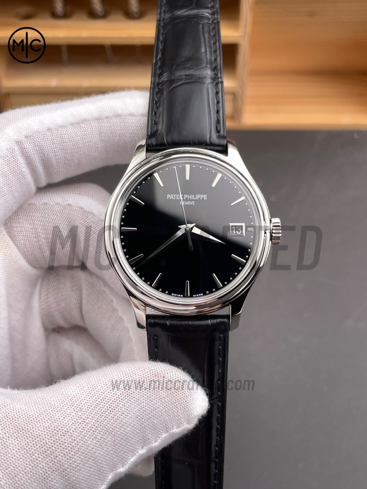 Calatrava 5227 39mm SS 黑色錶盤配黑色皮革錶帶 - 高級版