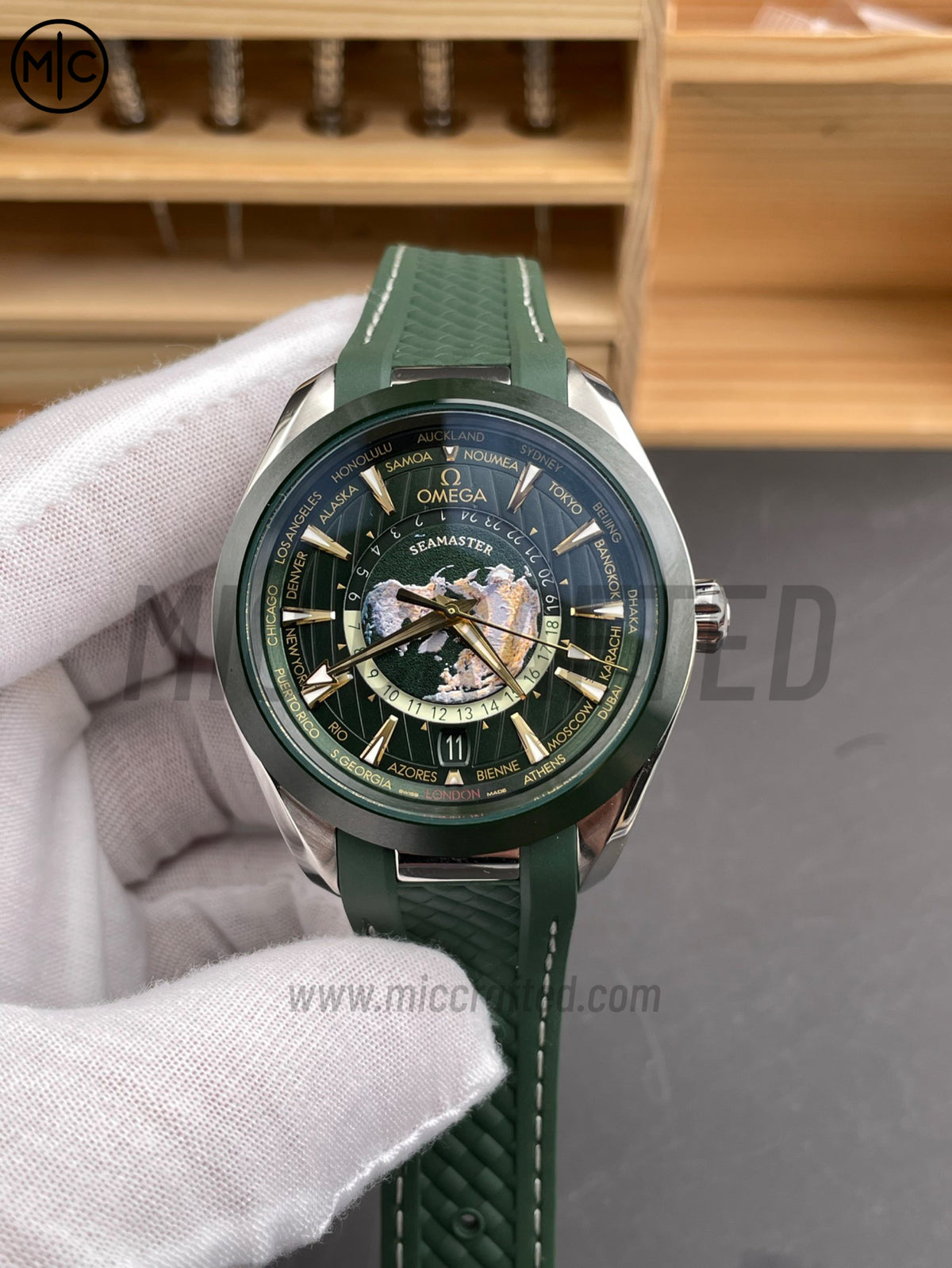 Aqua Terra GMT Worldtimer 43mm Green Ceramic on Green Rubber Strap – Premium Edition