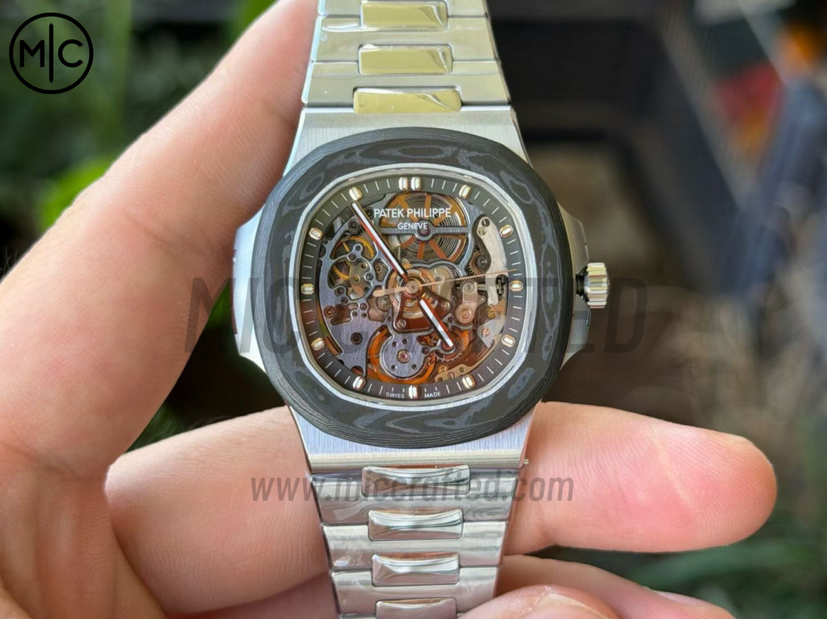 Nautilus 5711 40mm NTPT 碳纖維錶圈 鏤空錶盤搭配不鏽鋼錶鏈 - 手工製作版