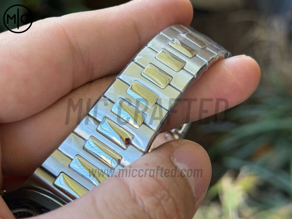 Nautilus 5711 40mm NTPT 碳纖維錶圈 鏤空錶盤搭配不鏽鋼錶鏈 - 手工製作版