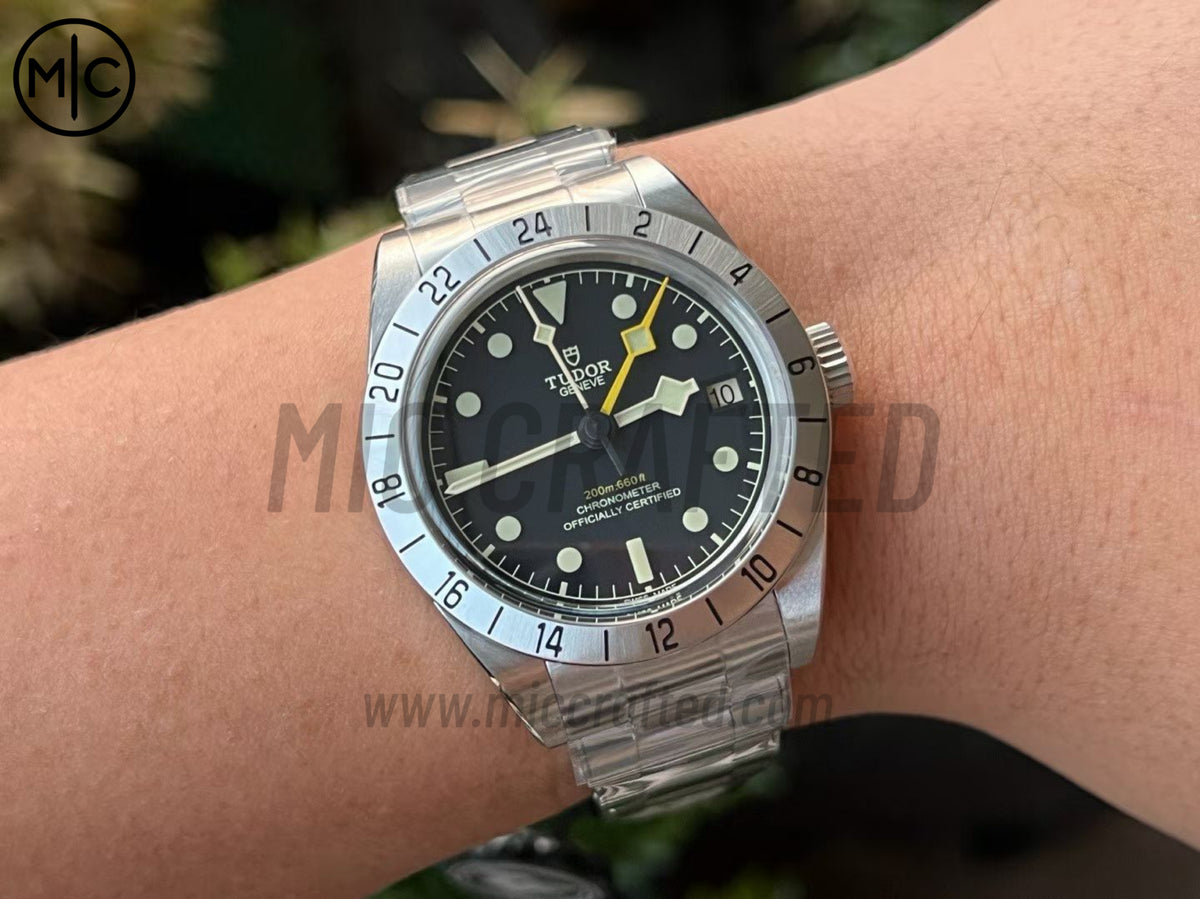 Black Bay Pro M79470 39mm GMT 不鏽鋼 黑色錶盤搭配不鏽鋼錶鏈 - 尊享版
