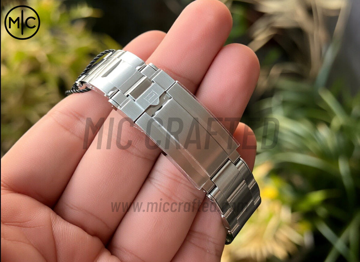 Black Bay Pro M79470 39mm GMT 不鏽鋼 黑色錶盤搭配不鏽鋼錶鏈 - 尊享版