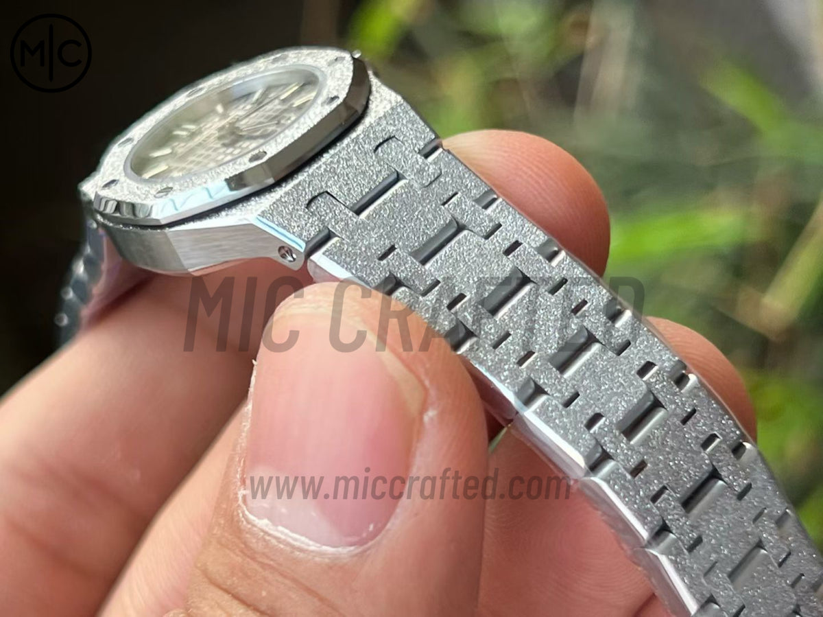 Royal Oak 23mm SS 磨砂 67630BC 石英 - 高級版