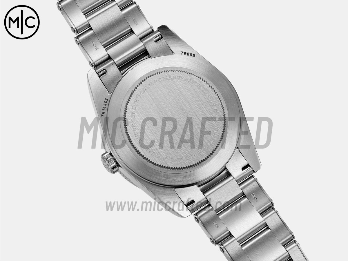Black Bay Fifty Four 37mm 不鏽鋼 藍色錶盤搭配鉚釘錶鏈 - 尊享版