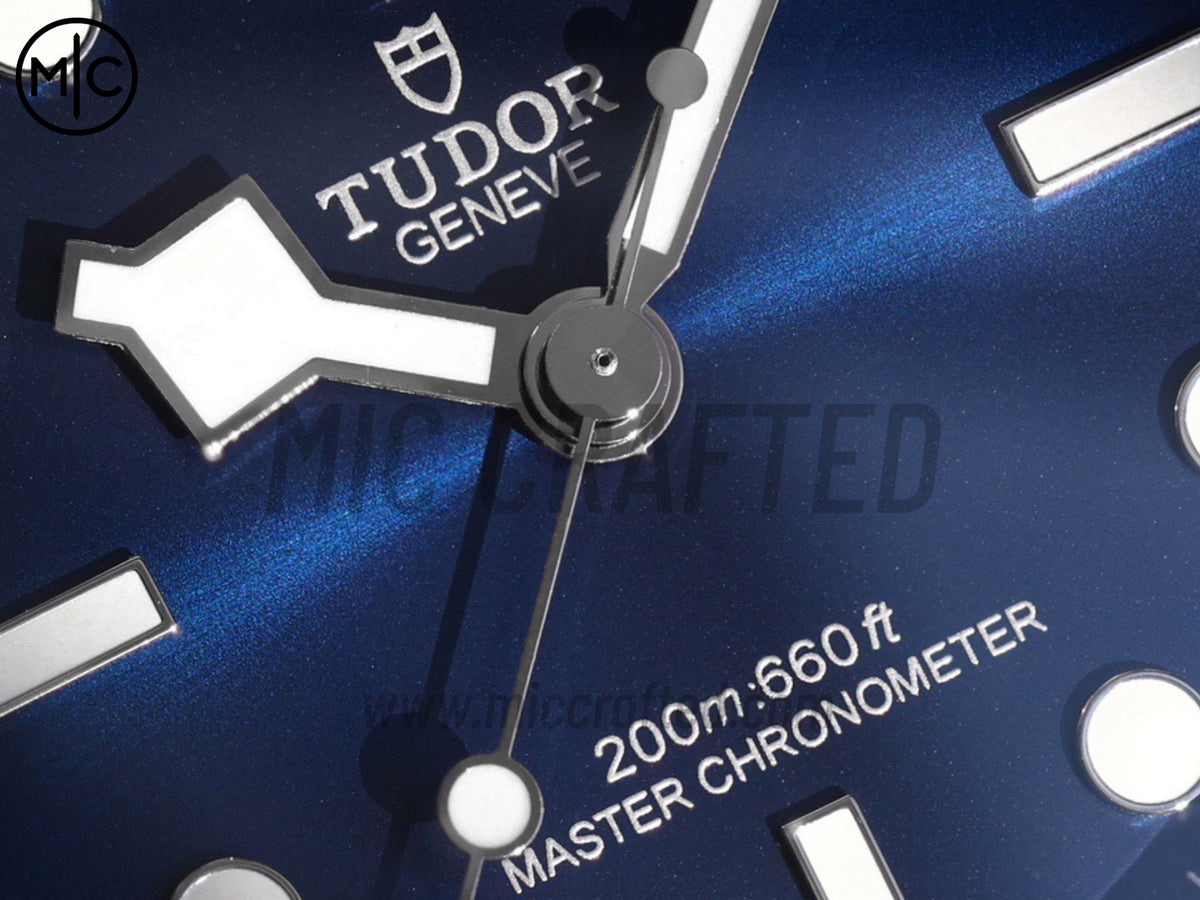 Black Bay Sixty Eight 43mm SS Blue Dial on Rivet Strap – Premium Edition