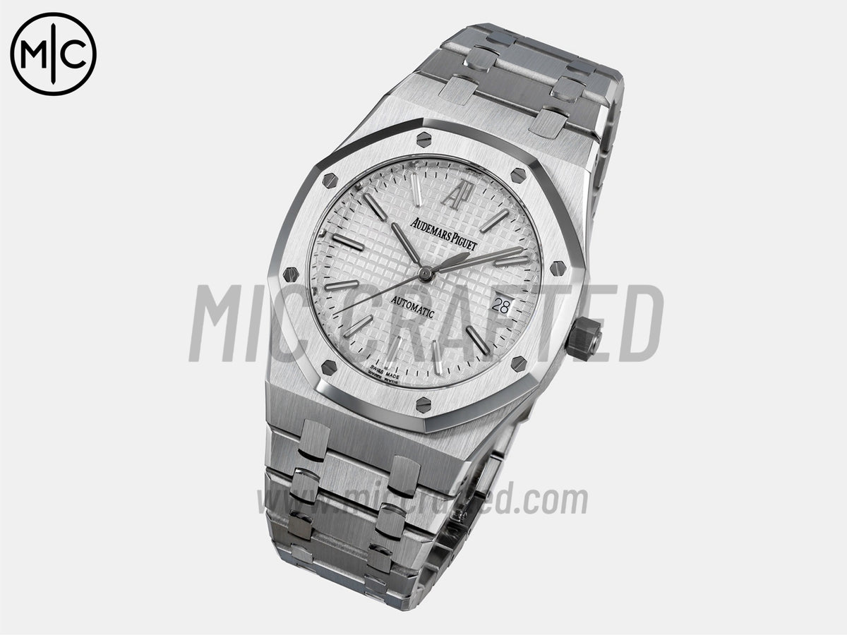 Royal Oak 39mm 15300 不鏽鋼 白色紋理錶盤搭配不鏽鋼錶鏈 - 尊享版