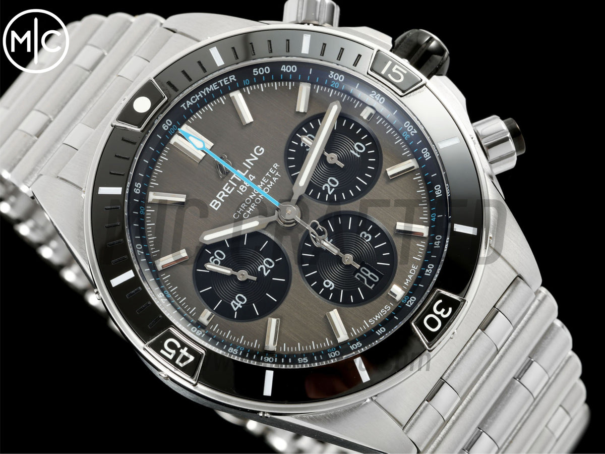 Super Chronomat B01 44mm SS 灰色錶盤配 SS 錶鏈 - 尊享版