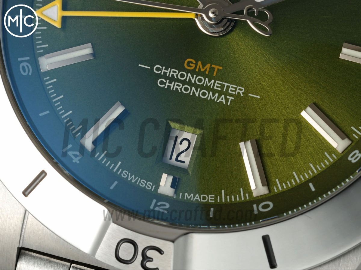 Chronomat GMT 40mm SS Green Dial on SS Bracelet – Premium Edition