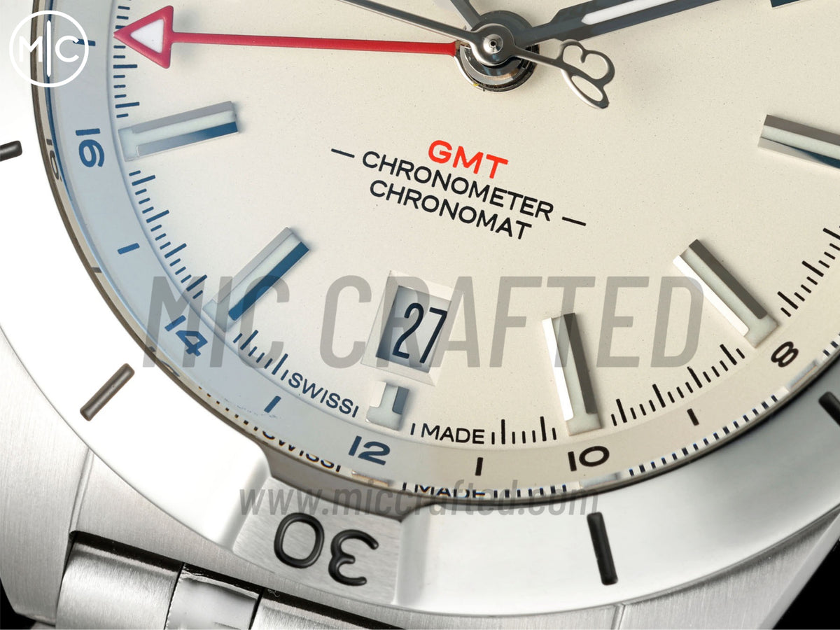 Chronomat GMT 40mm SS White Dial on SS Bracelet – Premium Edition