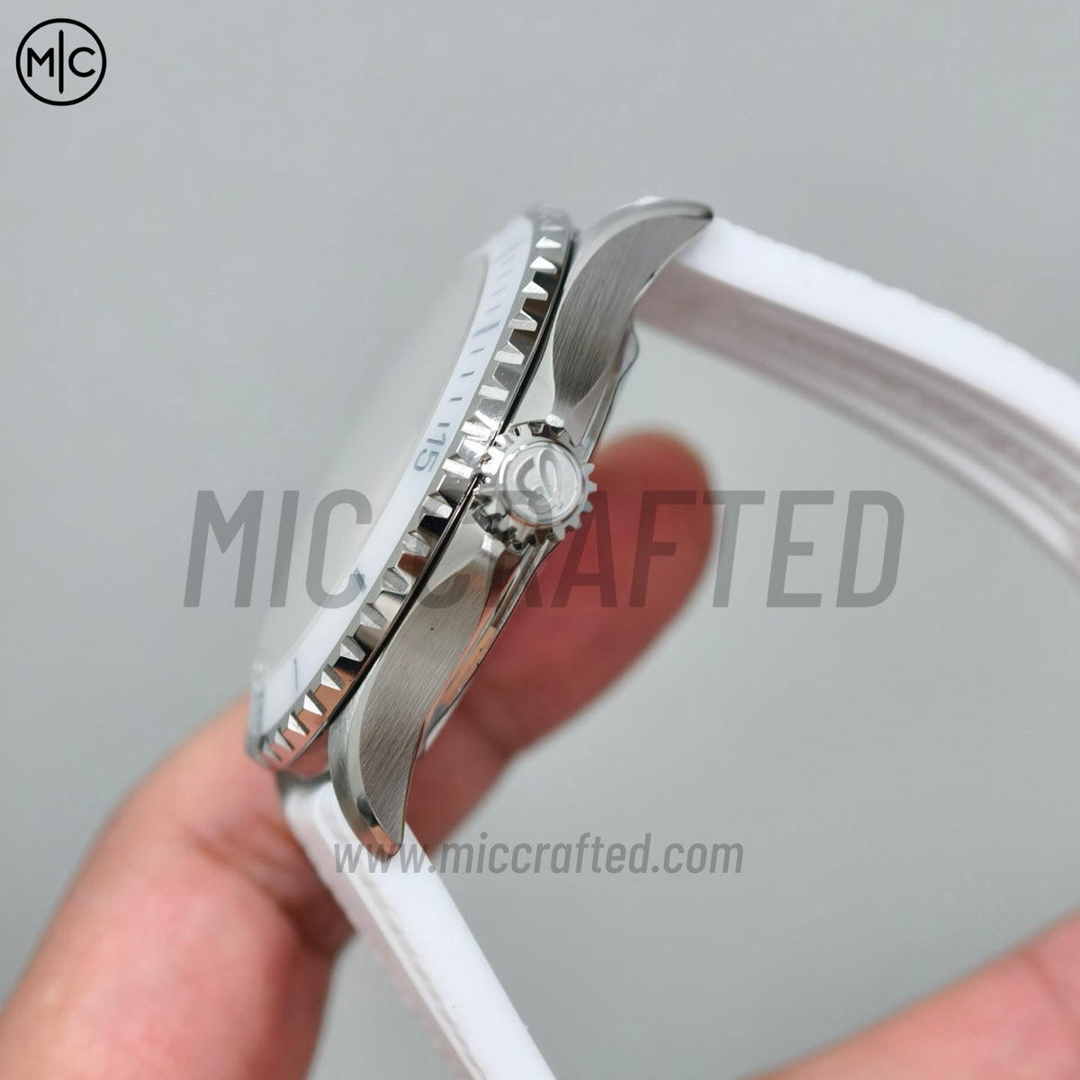 SuperOcean Automatic 42mm SS White Rainbow Dial on White Rubber Strap – Premium Edition