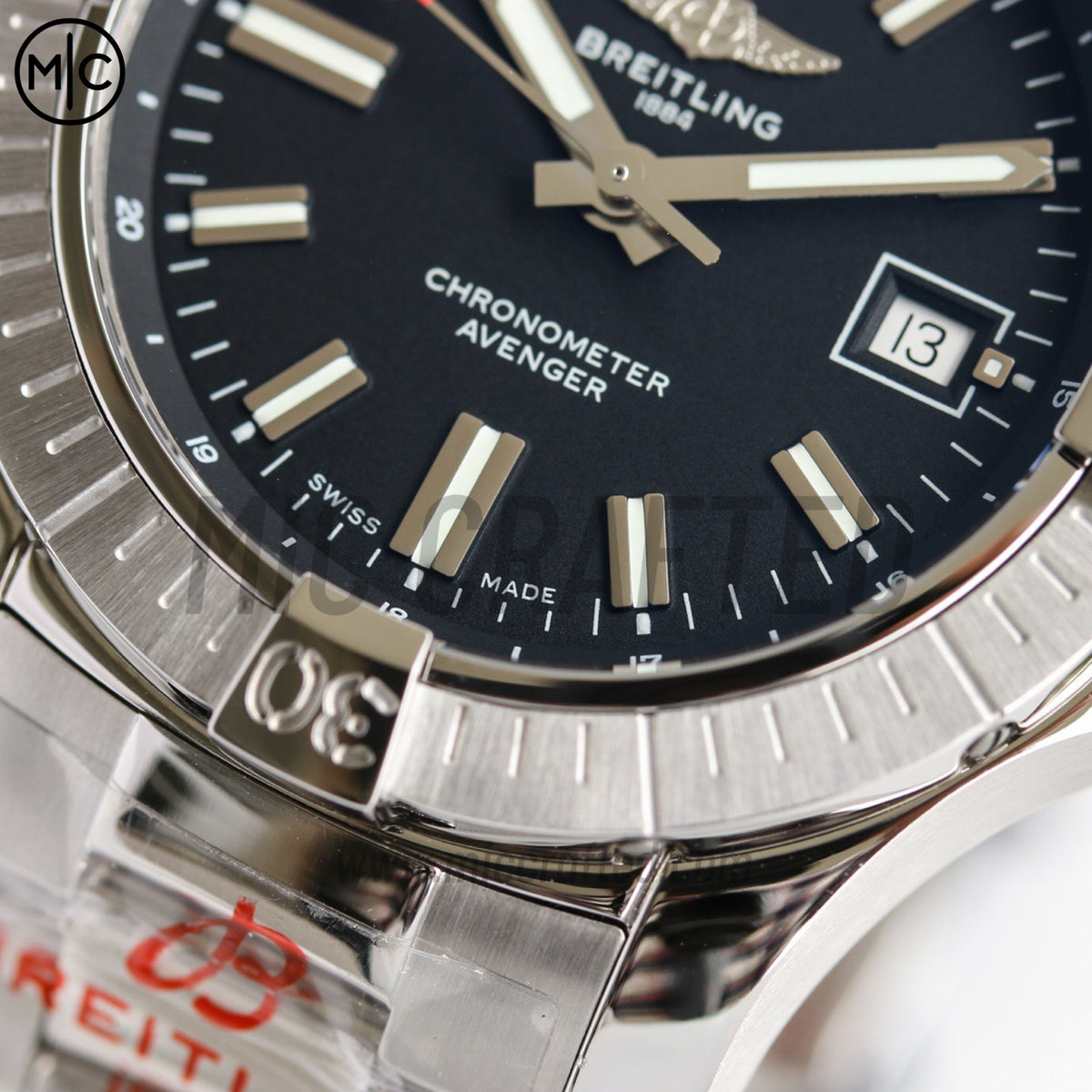 Avenger Automatic 43mm SS 黑色錶盤配 SS 錶鏈 - 尊貴版