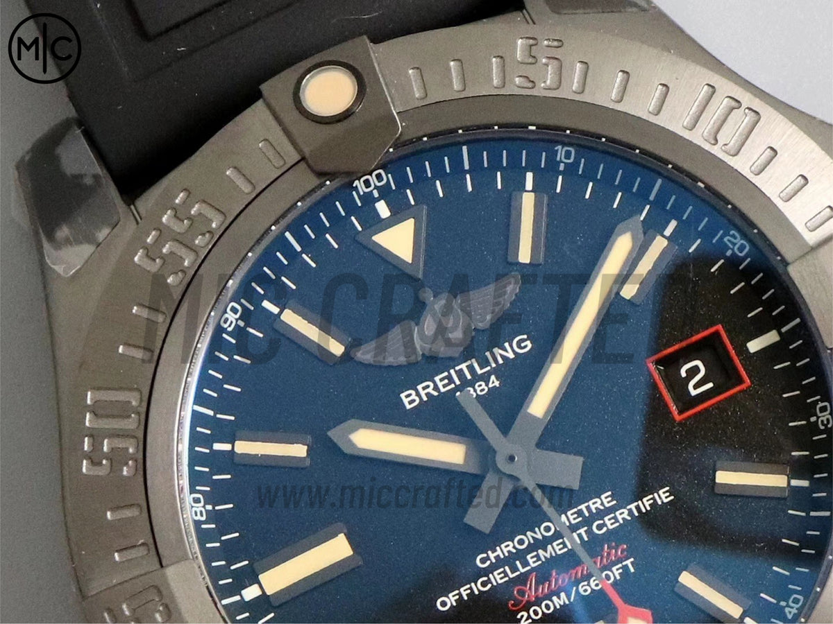 Avenger BlackBird 44mm PVD 黑色錶盤配黑色橡膠錶帶 - 尊貴版