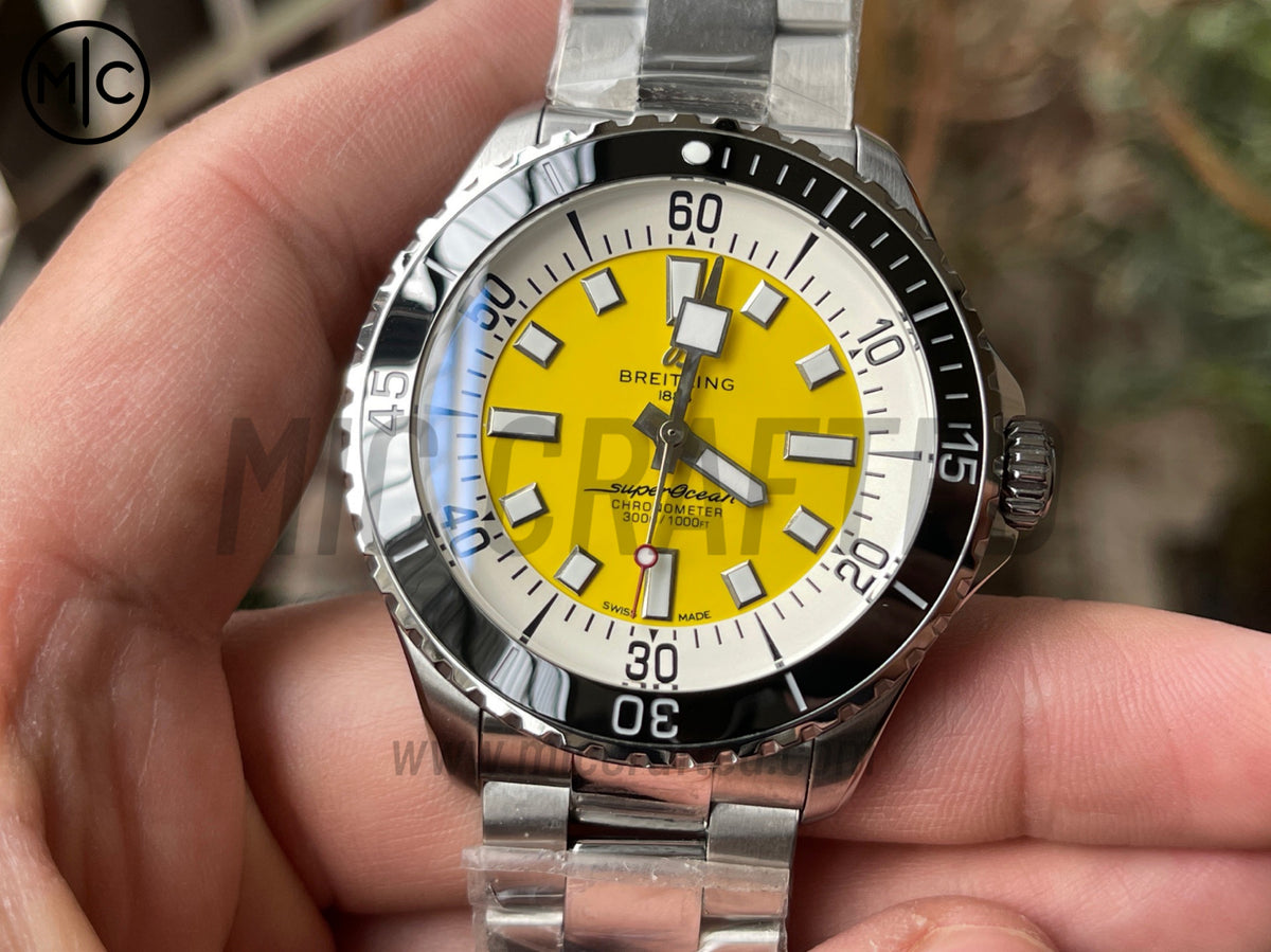超級海洋系列自動腕錶 44mm 不鏽鋼黑色錶圈黃色錶盤配不鏽鋼錶鏈 - 尊貴版