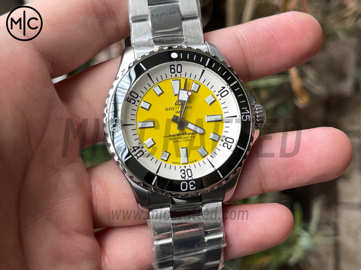 超級海洋系列自動腕錶 44mm 不鏽鋼黑色錶圈黃色錶盤配不鏽鋼錶鏈 - 尊貴版