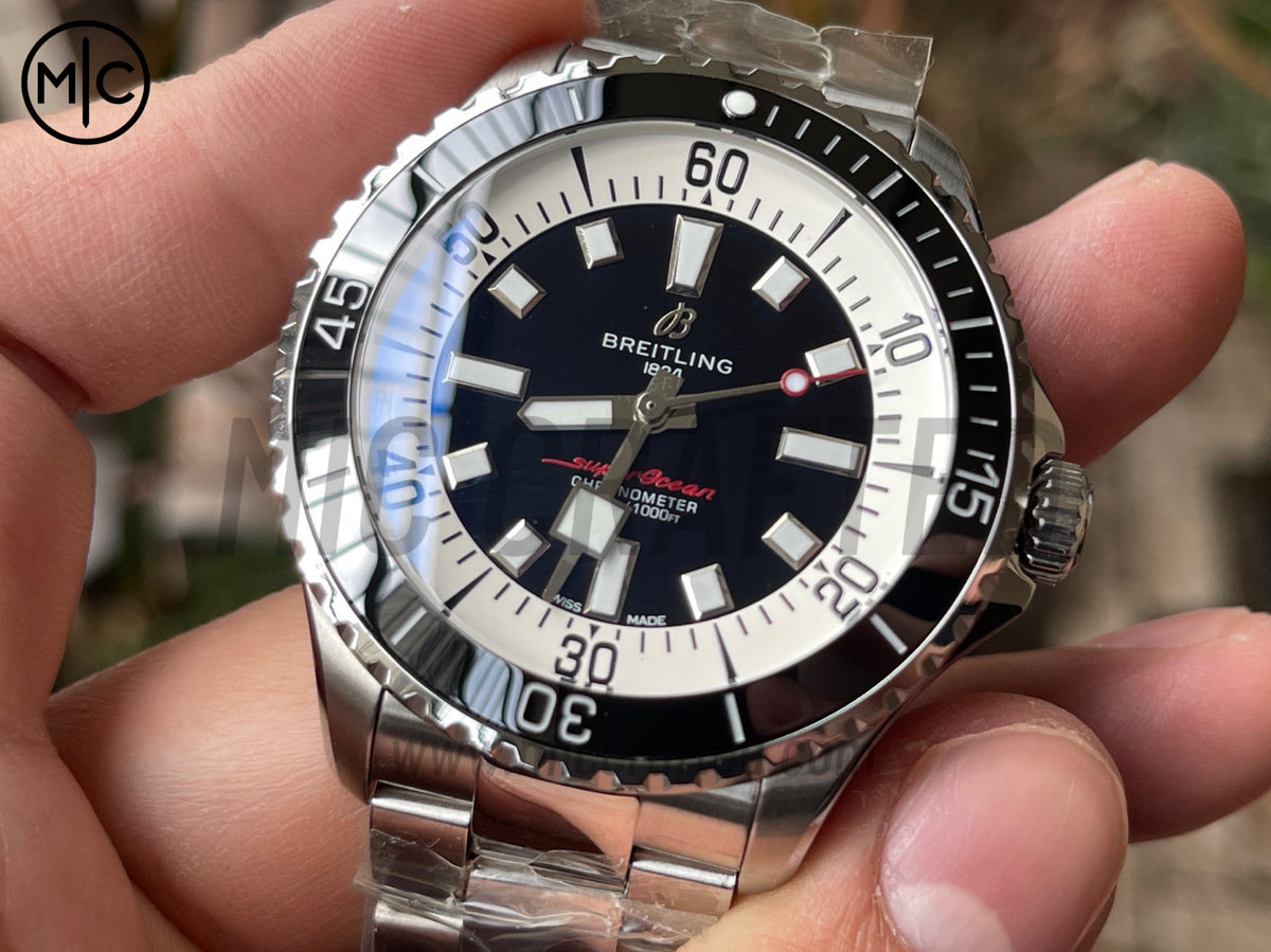 超級海洋系列自動腕錶 44mm 不鏽鋼黑色錶圈黑色錶盤配不鏽鋼錶鏈 - 尊貴版